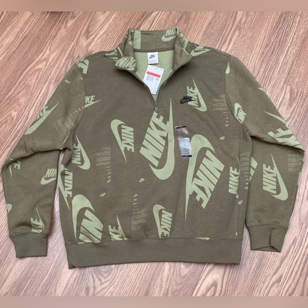 Nike Men's Green Logo 1/4 Zip-Up Sweater